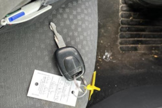 Pedale d'embrayage RENAULT CLIO 2 CAMPUS