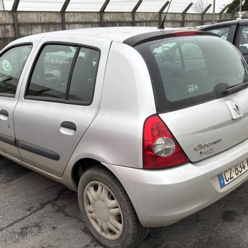 Pedale d'embrayage RENAULT CLIO 2 CAMPUS Photo n°18