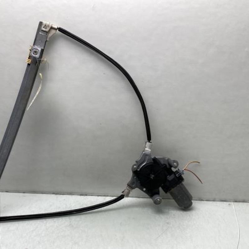 Leve vitre electrique avant droit RENAULT CLIO 2 Photo n°4
