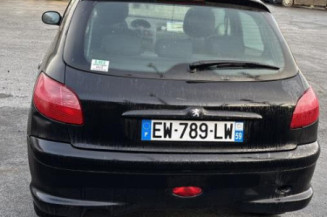 Serrure avant droit PEUGEOT 206