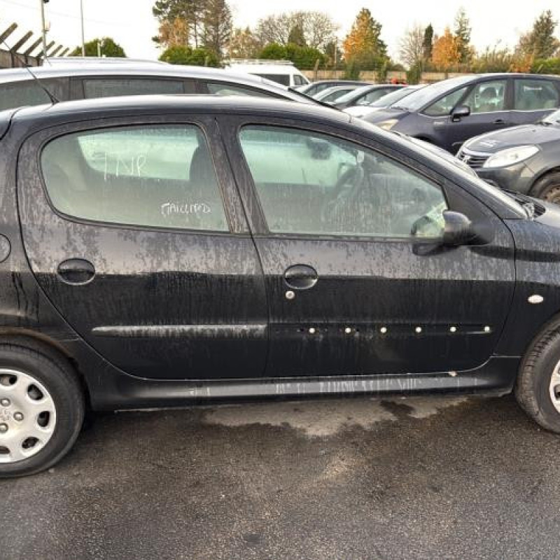 Serrure avant droit PEUGEOT 206 Photo n°7