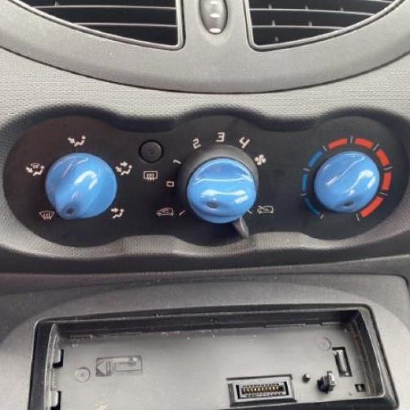 Ceinture avant gauche RENAULT TWINGO 2 Photo n°12