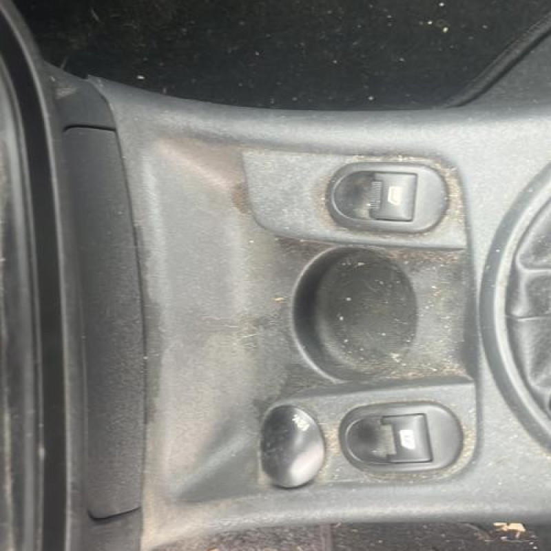 Amortisseur avant droit CITROEN C3 1 Photo n°8