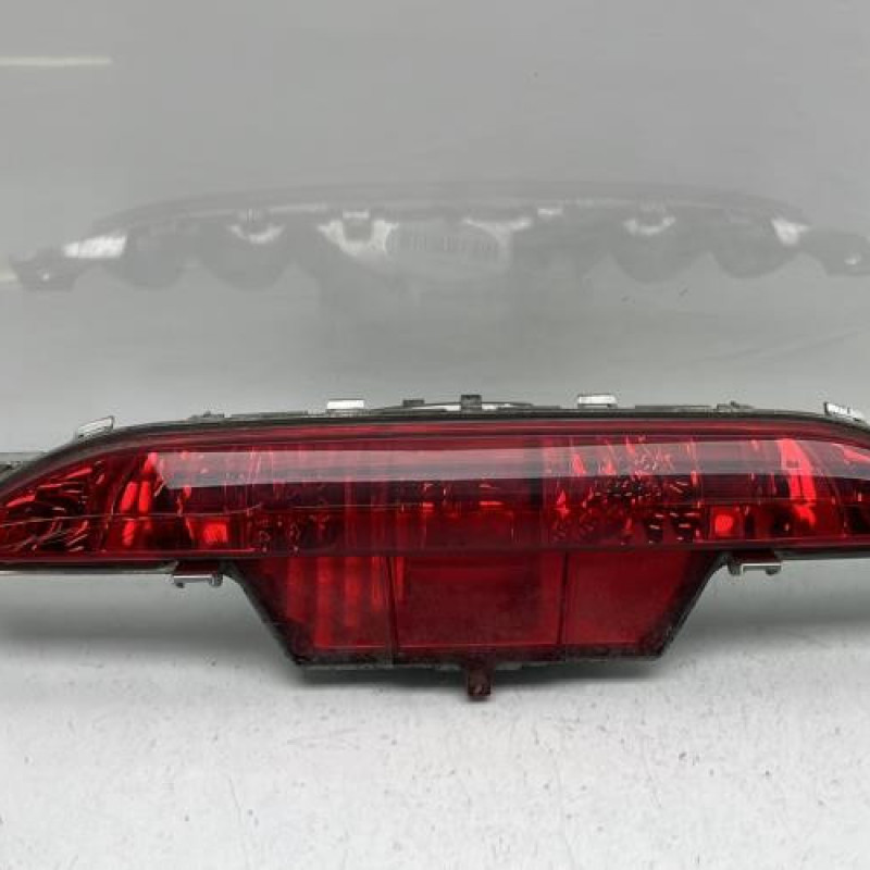 Anti brouillard arriere PEUGEOT 208 1 Photo n°1