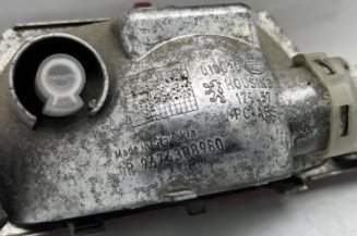 Anti brouillard arriere PEUGEOT 208 1