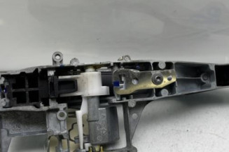 Poignee porte avant droit PEUGEOT 208 1