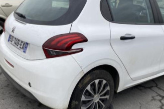 Maitre cylindre (freinage) PEUGEOT 208 1