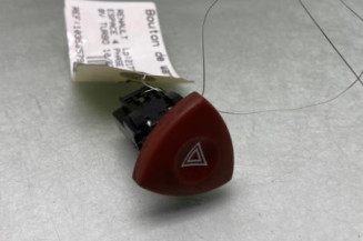 Bouton de warning RENAULT ESPACE 4 Photo n°1