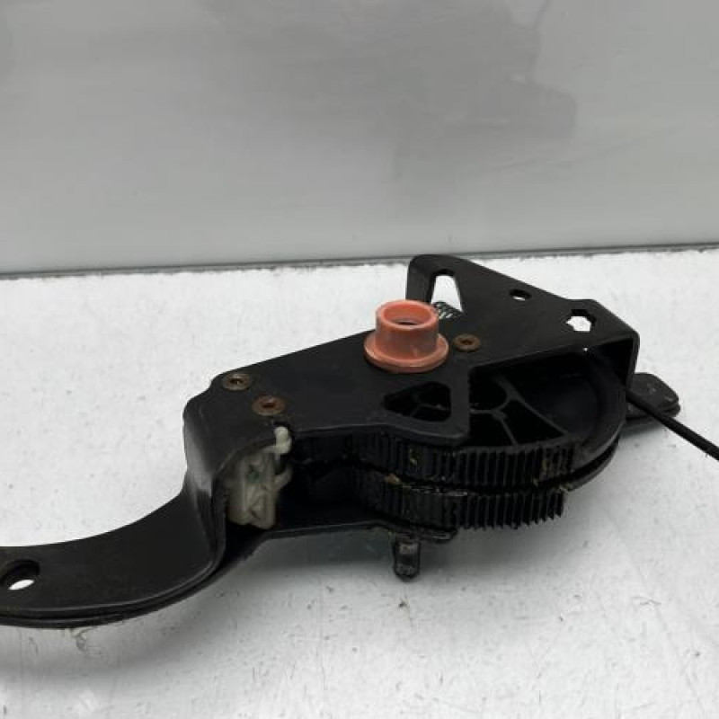 Pedale d'embrayage RENAULT CLIO 2 Photo n°4