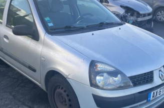 Pivot de moyeu avant gauche RENAULT CLIO 2