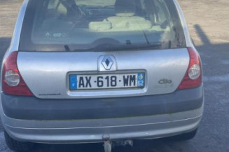 Pivot de moyeu avant gauche RENAULT CLIO 2