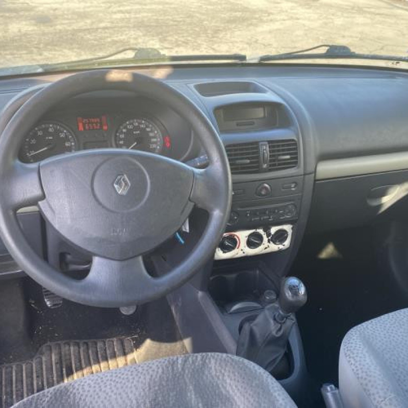 Pivot de moyeu avant gauche RENAULT CLIO 2 Photo n°13