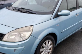 Feu arriere stop central RENAULT GRAND SCENIC 2