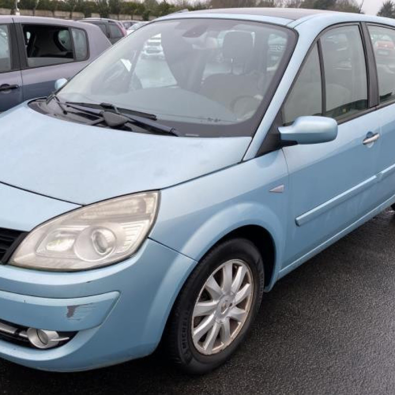 Feu arriere stop central RENAULT GRAND SCENIC 2 Photo n°4