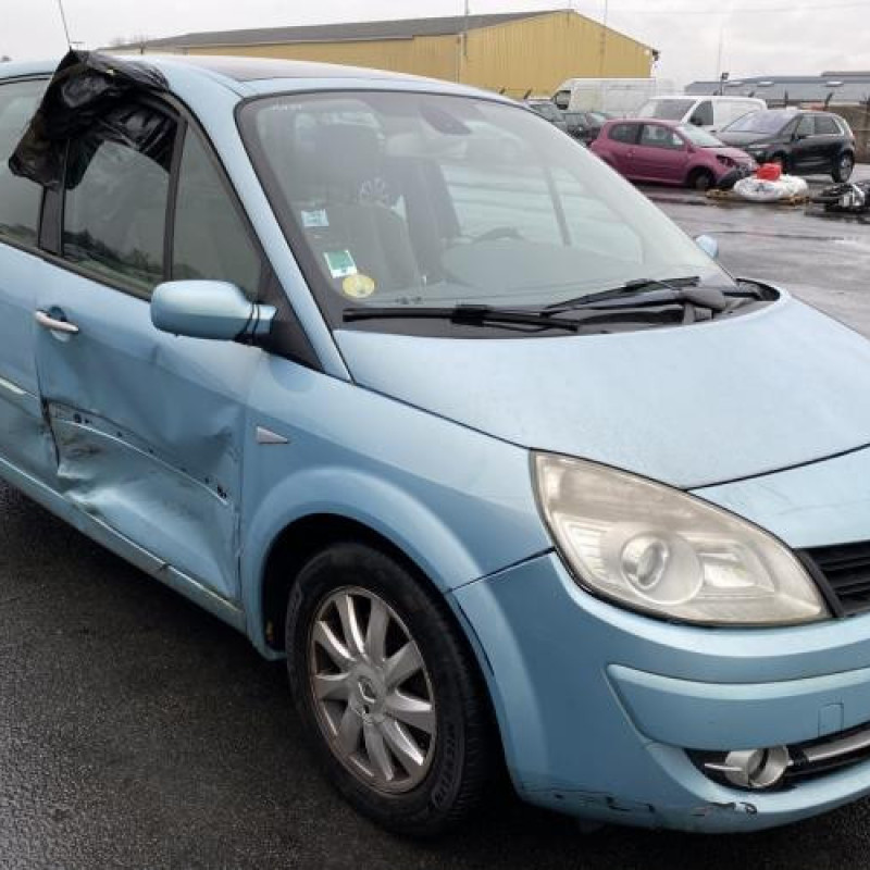 Feu arriere stop central RENAULT GRAND SCENIC 2 Photo n°5