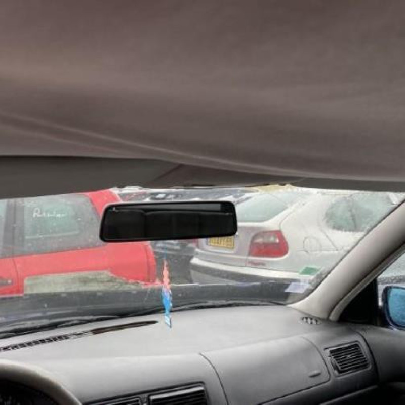 Feu arriere principal droit (feux) VOLKSWAGEN GOLF 4 Photo n°17