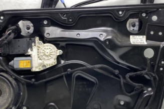 Leve vitre electrique avant droit VOLKSWAGEN GOLF 4 Photo n°1