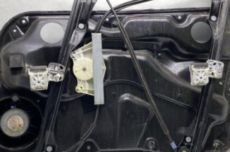Leve vitre electrique avant gauche VOLKSWAGEN GOLF 4
