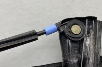 Leve vitre electrique avant gauche VOLKSWAGEN GOLF 4