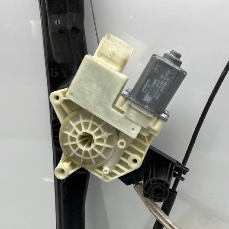 Leve vitre electrique avant gauche PEUGEOT 308 2 Photo n°6