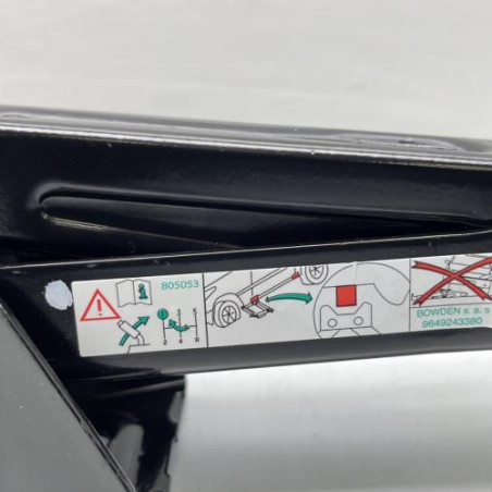 Cric PEUGEOT 308 2