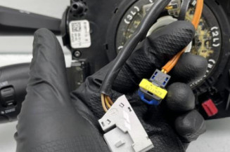 Com (Bloc Contacteur Tournant+Commodo Essuie Glace+Commodo Phare) PEUGEOT 208 1