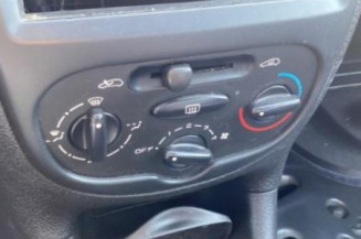 Vitre avant droit PEUGEOT 206