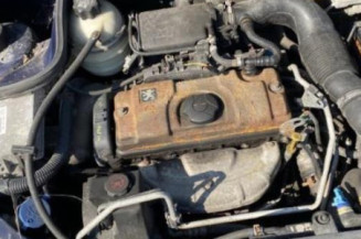 Vitre avant droit PEUGEOT 206