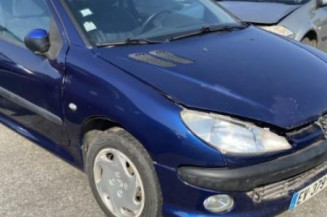 Vitre avant droit PEUGEOT 206