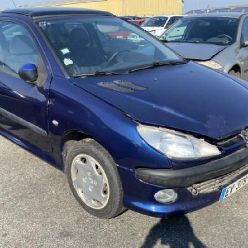 Vitre avant droit PEUGEOT 206 Photo n°18