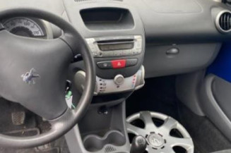 Retroviseur droit PEUGEOT 107