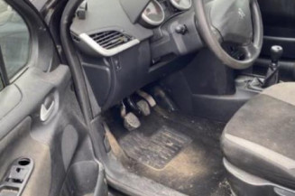 Pretensionneur de ceinture avant droit PEUGEOT 207