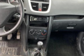 Pretensionneur de ceinture avant droit PEUGEOT 207