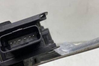Leve vitre electrique avant droit PEUGEOT 308 1