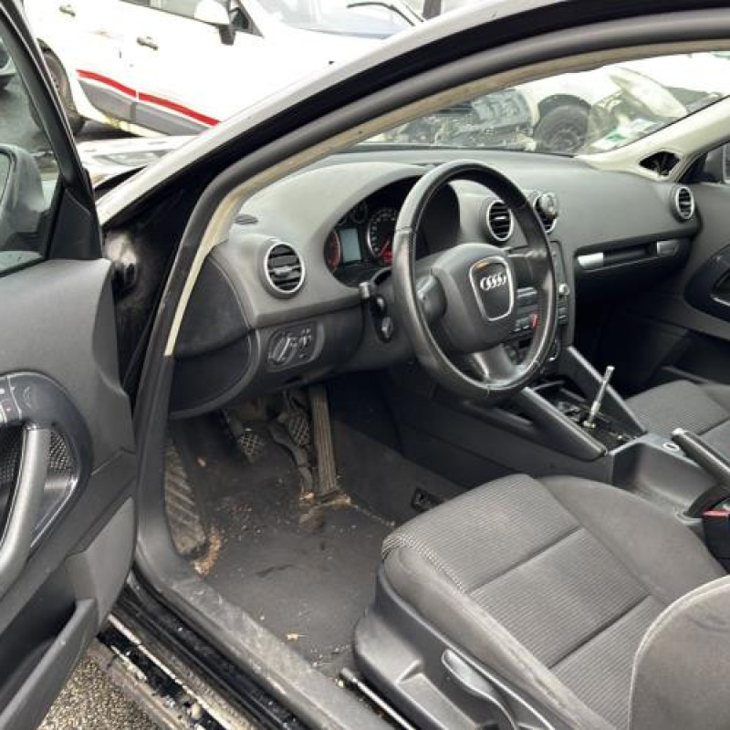 Etrier arriere droit (freinage) AUDI A3 2 Photo n°9
