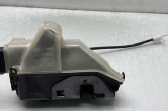 Serrure avant droit PEUGEOT 3008 1
