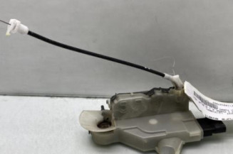 Serrure avant gauche PEUGEOT 3008 1