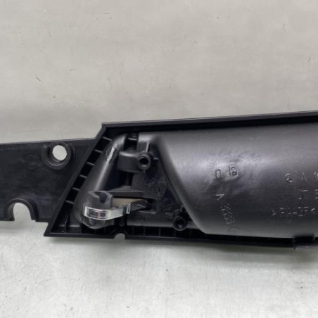 Poignee interieur arriere droit MERCEDES CLASSE B 245