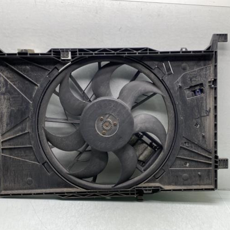 Moto ventilateur radiateur MERCEDES CLASSE B 245 Photo n°1