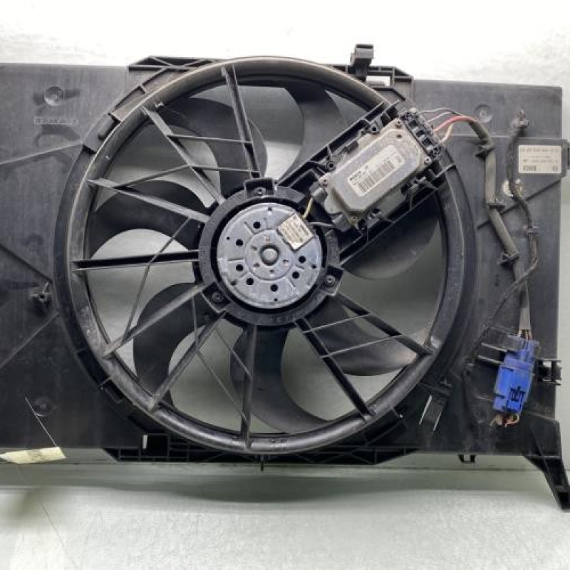 Moto ventilateur radiateur MERCEDES CLASSE B 245 Photo n°3