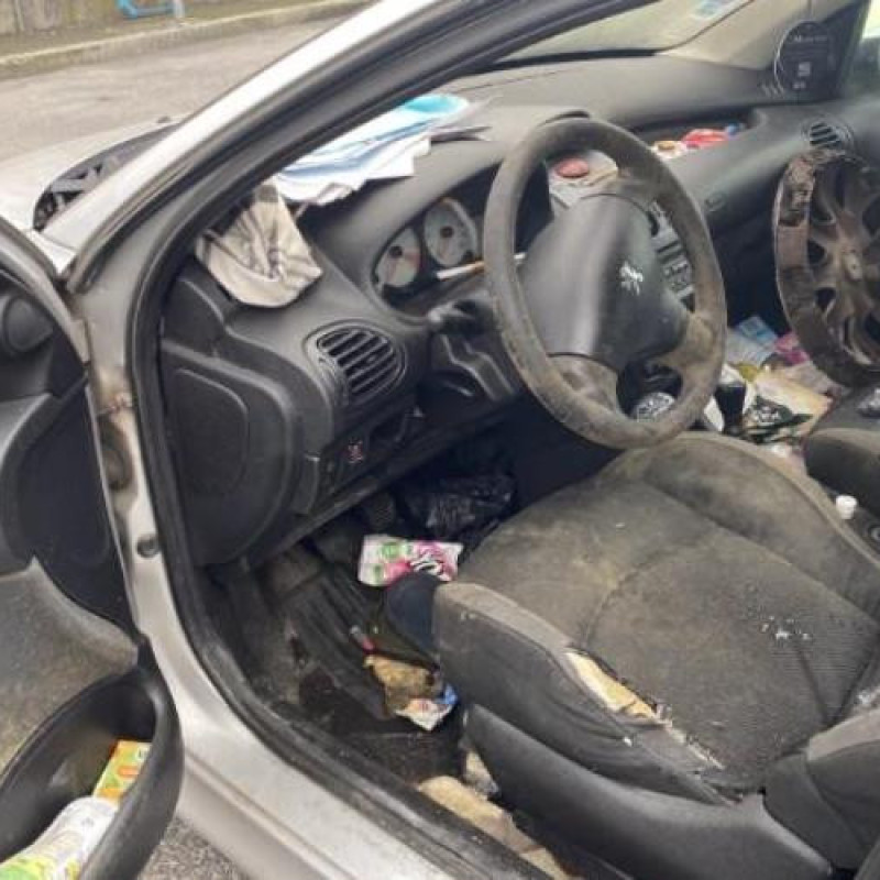 Moteur essuie glace arriere PEUGEOT 206 Photo n°5
