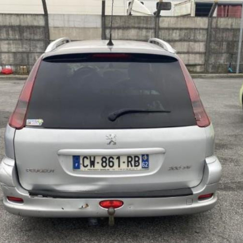 Moteur essuie glace arriere PEUGEOT 206 Photo n°8