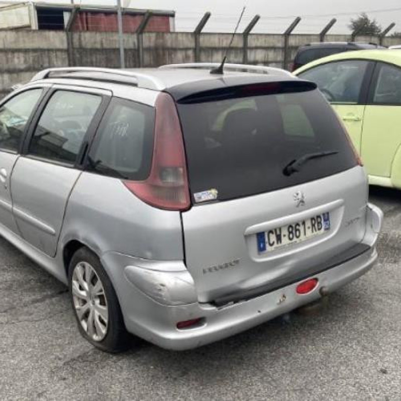 Moteur essuie glace arriere PEUGEOT 206 Photo n°9