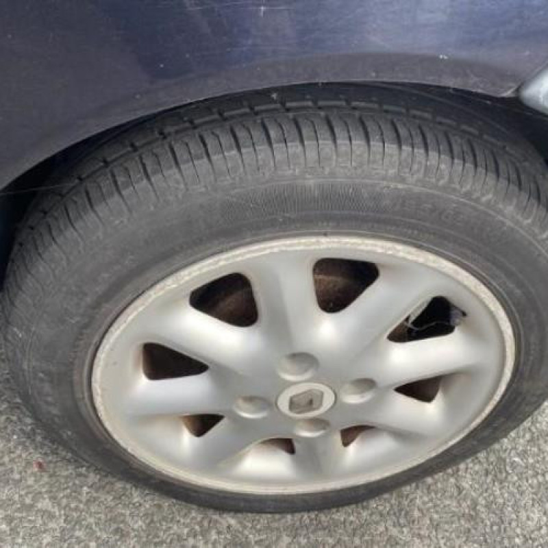 Poignee porte avant gauche RENAULT TWINGO 1 Photo n°18