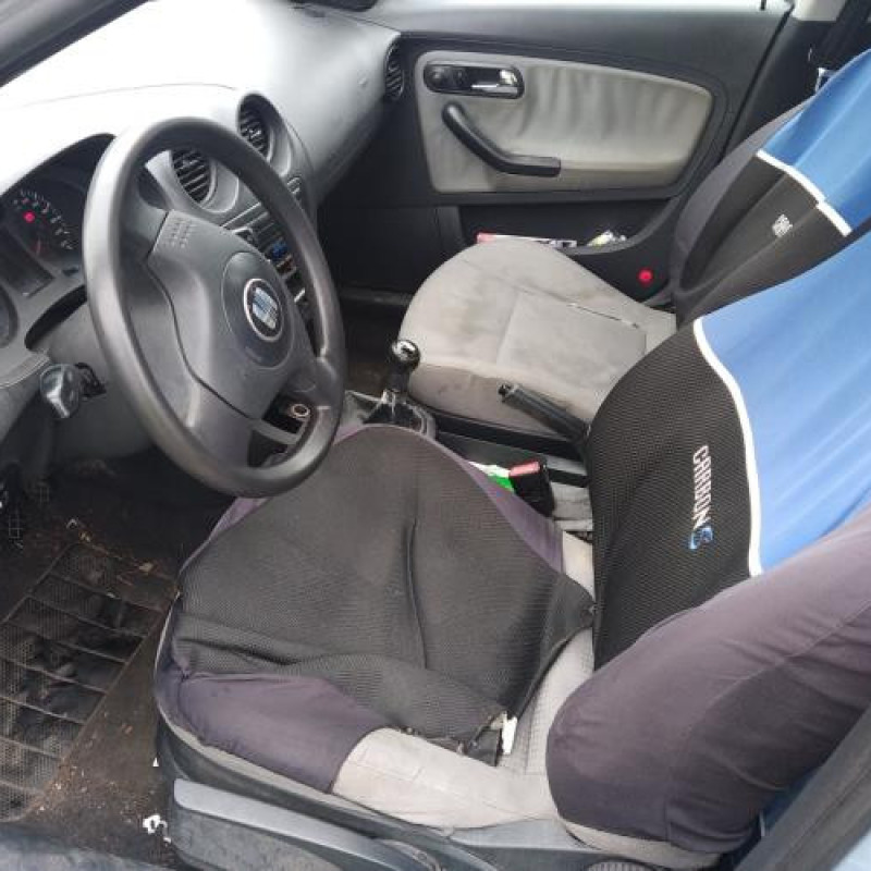 Feu arriere principal droit (feux) SEAT IBIZA 3 Photo n°8