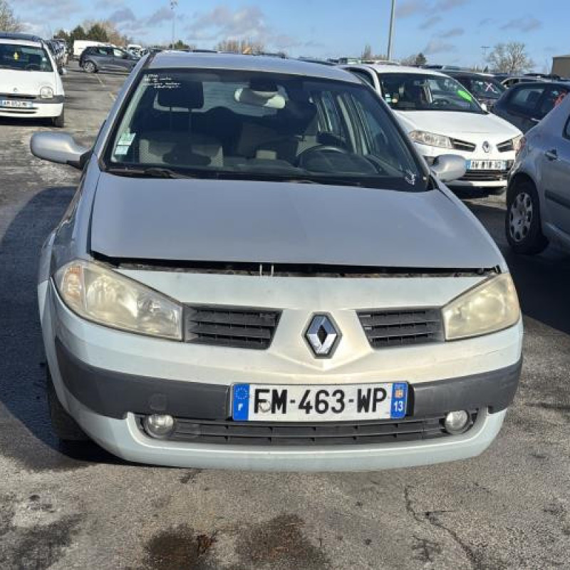 Feu arriere stop central RENAULT MEGANE 2 Photo n°11