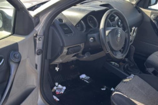 Feu arriere stop central RENAULT MEGANE 2