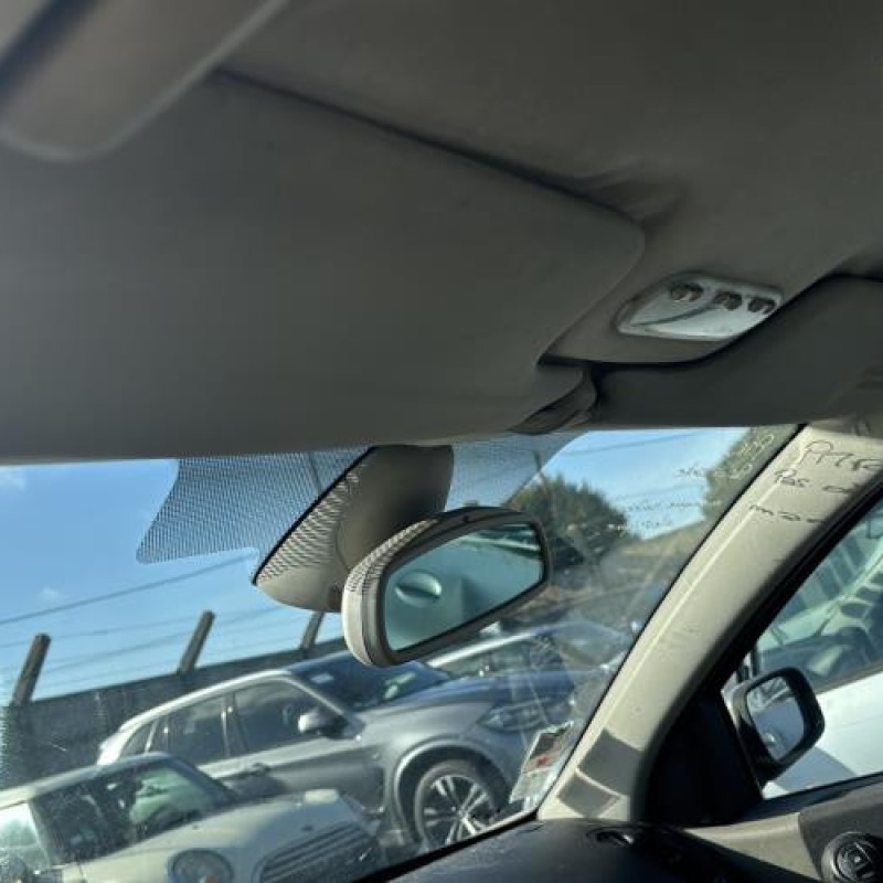 Feu arriere stop central RENAULT MEGANE 2 Photo n°17