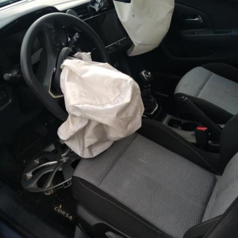 Antenne OPEL CORSA F Photo n°9