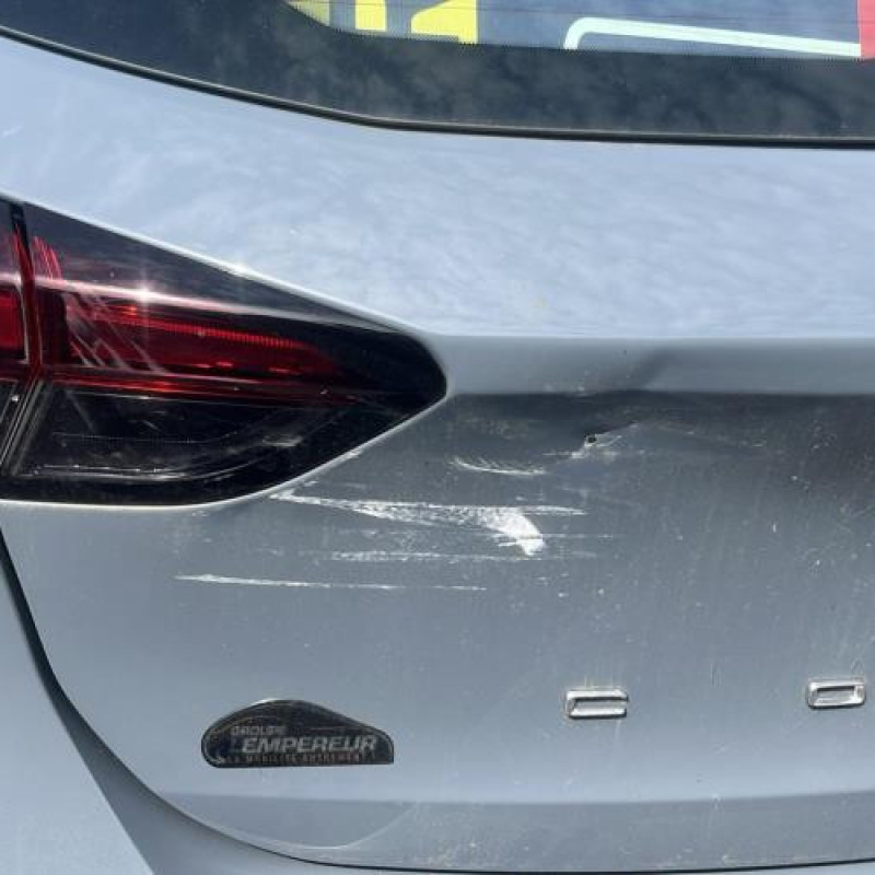 Antenne OPEL CORSA F Photo n°12